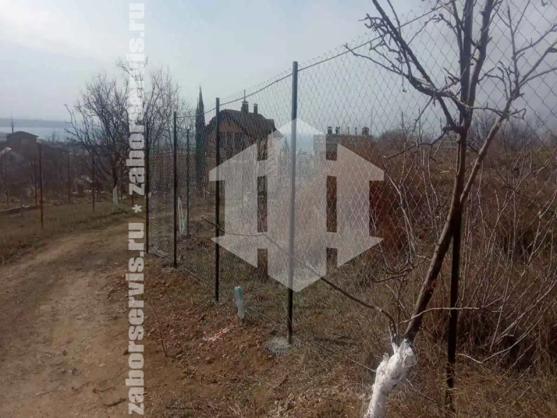 Забор из сетки рабицы с арматурой 72 метра