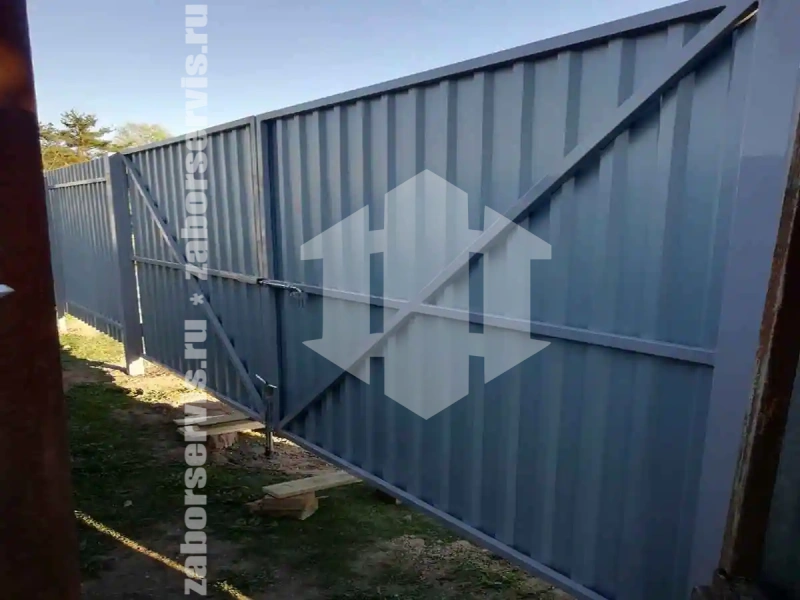 Забор из профнастила 49 метров