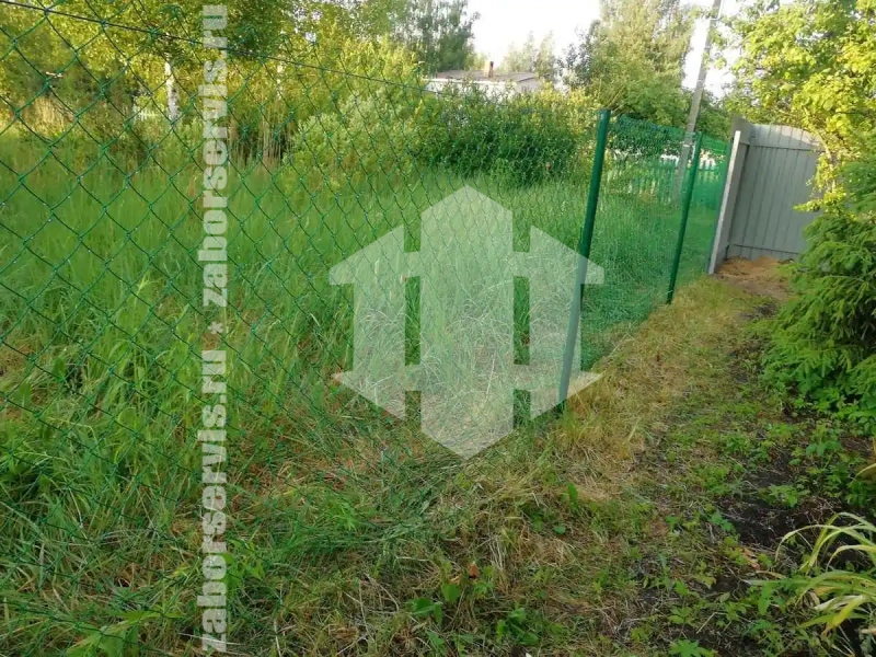 Забор из сетки рабицы с проволокой 47 метров