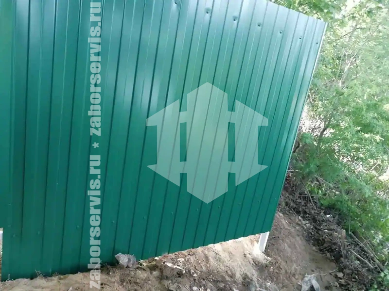 Забор из профнастила 120 метров