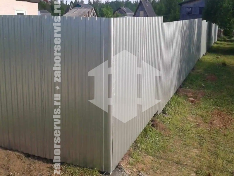 Оцинкованный забор из профнастила 60 метров