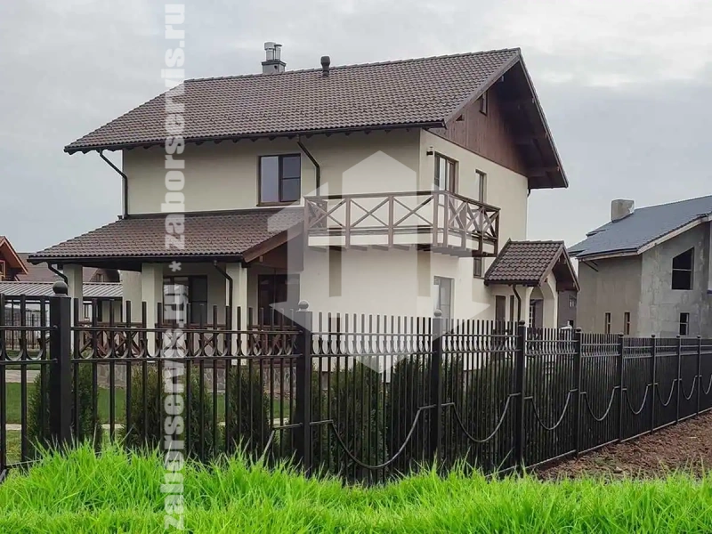 Сварной забор с откатными воротами 120 метров