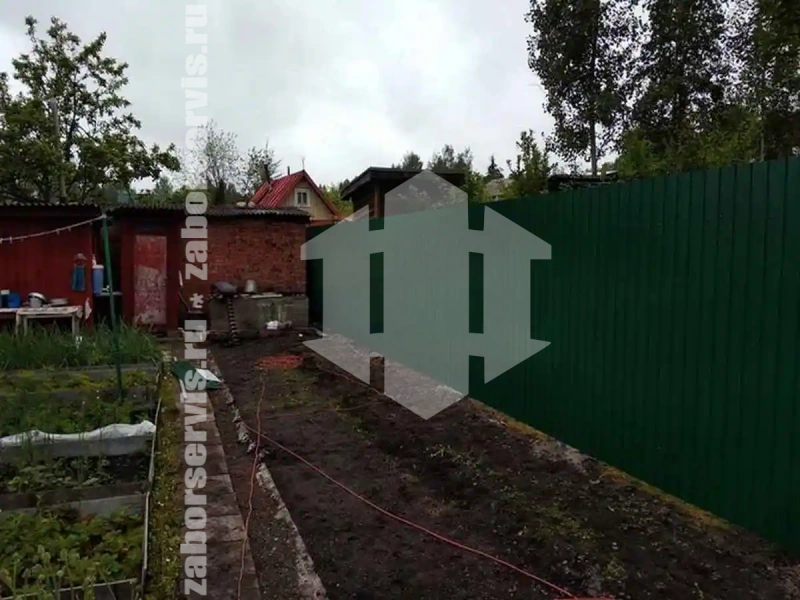 Забор из профнастила 77 метров зеленый